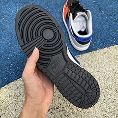 Dunk Low EMB NBA 75th Anniversary Knicks - Image 4