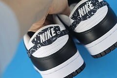 Dunk Low Essential Paisley Pack Black - Image 13