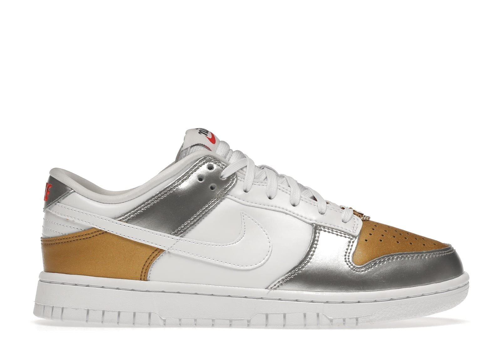 Dunk Low Metallic Heirloom (W) - Image 2