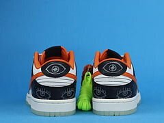 Dunk Low PRM Halloween (2021) - Image 8