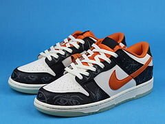 Dunk Low PRM Halloween (2021) - Image 12