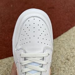 Dunk Low Pearl White - Image 11