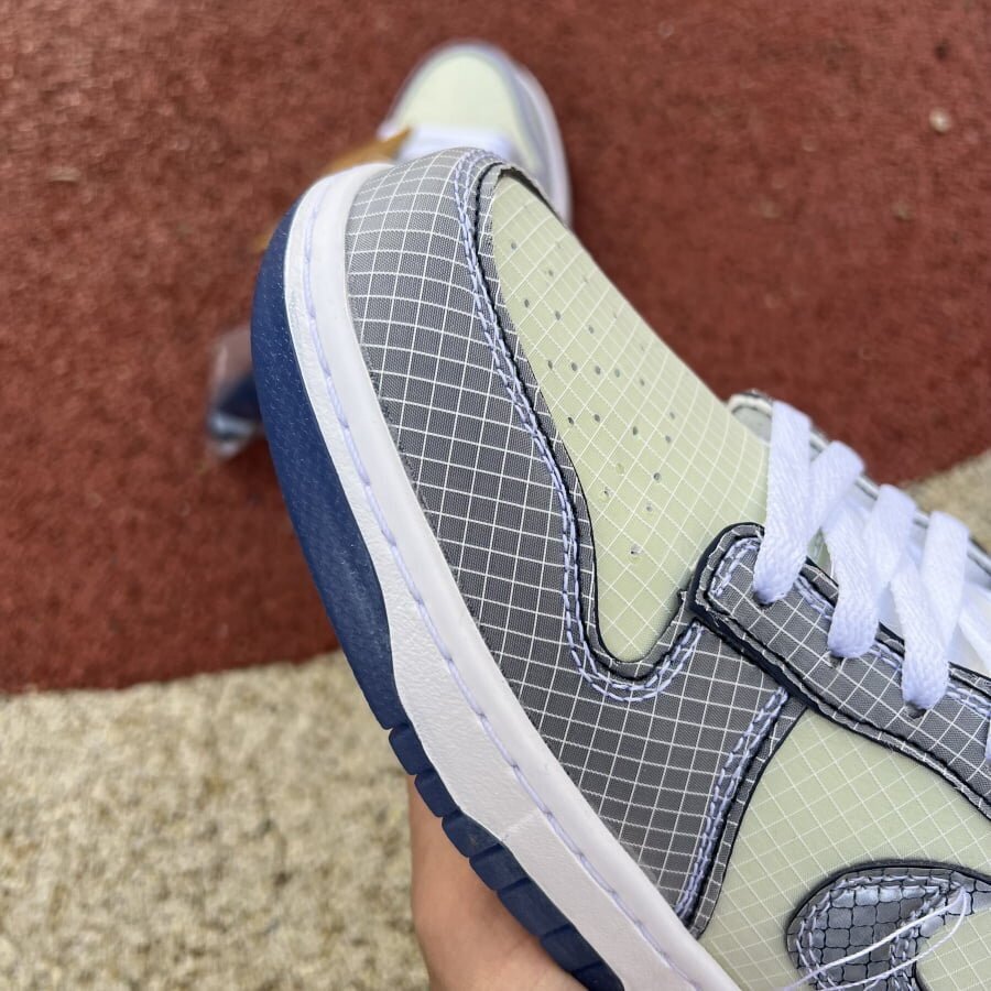 Dunk Low Union Passport Pack Pistachio - Image 8