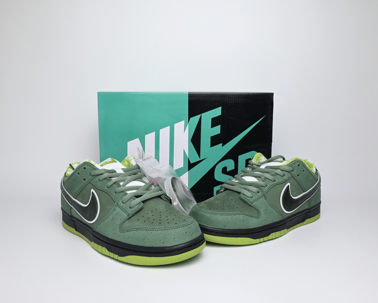 Dunk SB Concepts Green Lobster - Image 5