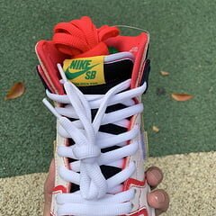 Dunk SB High RX-0 Unicorn Gundam - Image 15