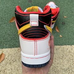 Dunk SB High RX-0 Unicorn Gundam - Image 16