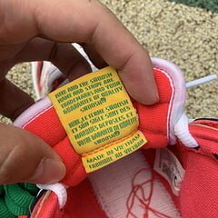Dunk SB High RX-0 Unicorn Gundam - Image 6
