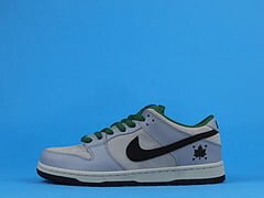Dunk SB Low Maple Leaf Central Park - Image 5