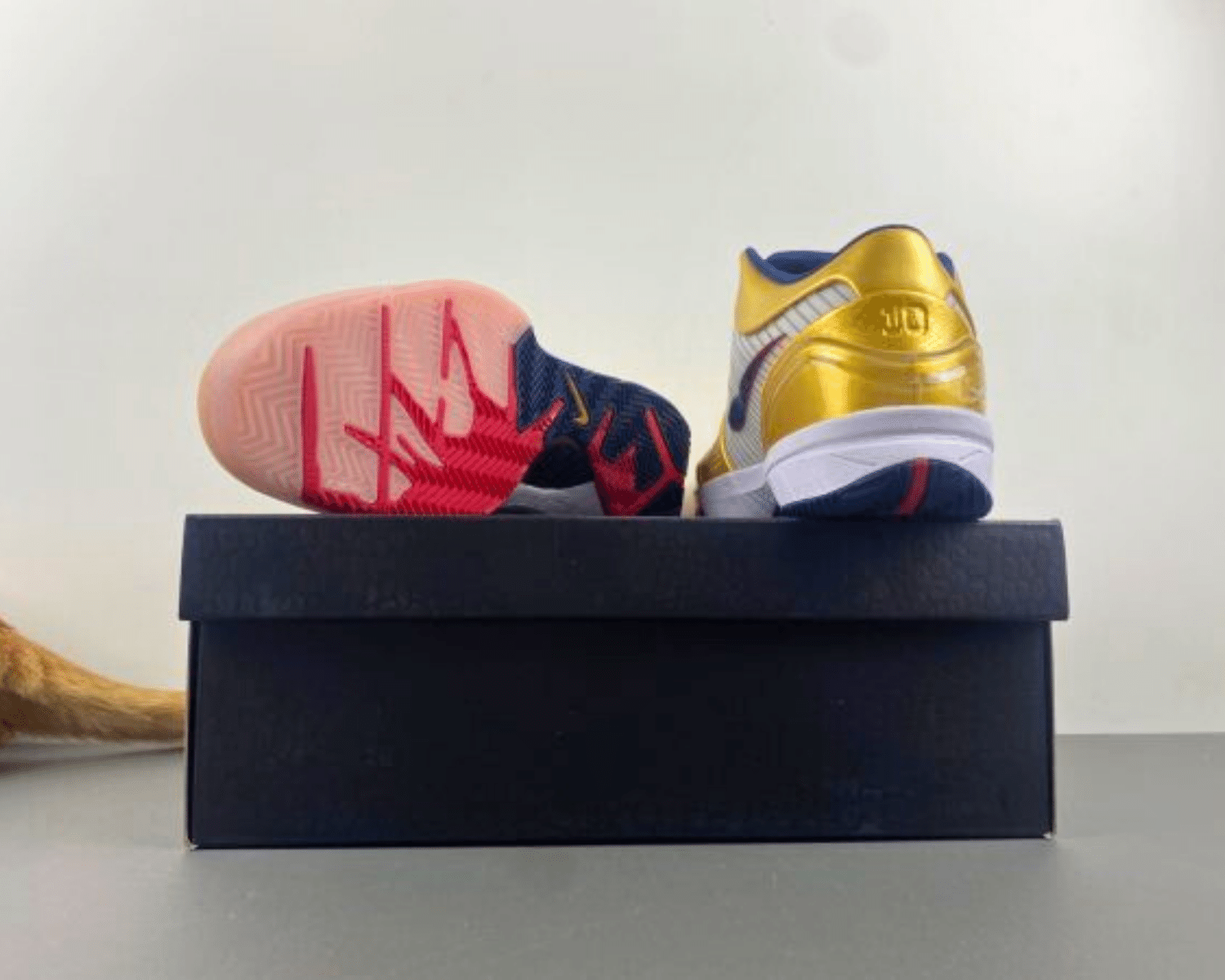 Kobe 4 Protro Gold Medal - Image 6