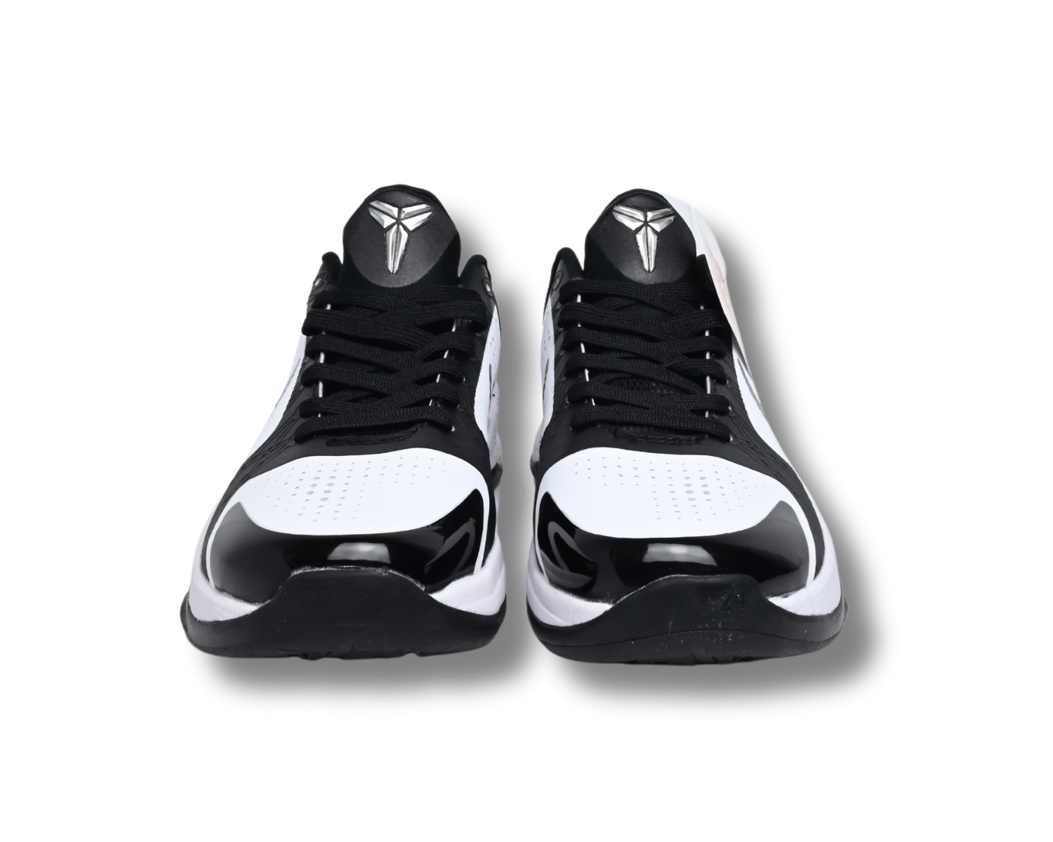 Kobe 5 TB PE White Black - Image 3
