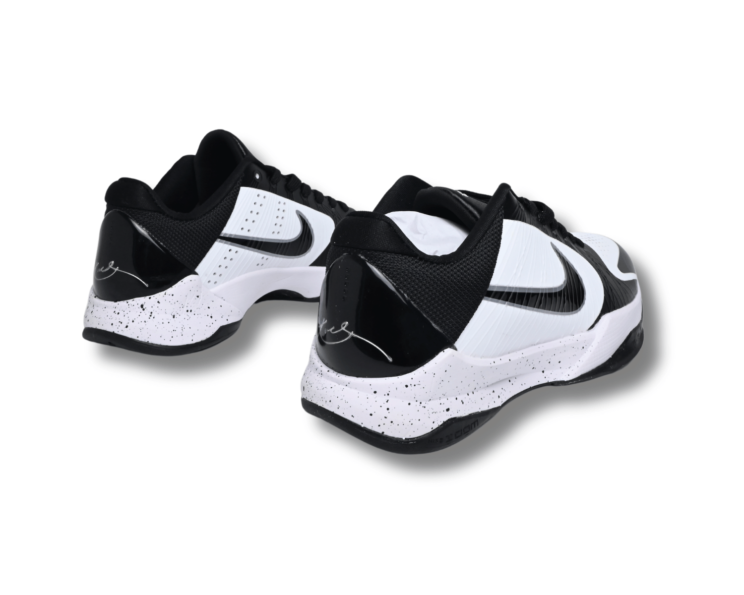 Kobe 5 TB PE White Black - Image 2
