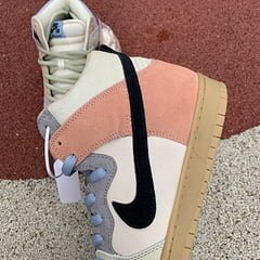 SB Dunk High Spectrum - Image 18