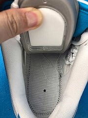 SB Dunk Low Black Laser Blue - Image 12