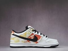 SB Dunk Low Raygun Tie-Dye White - Image 5