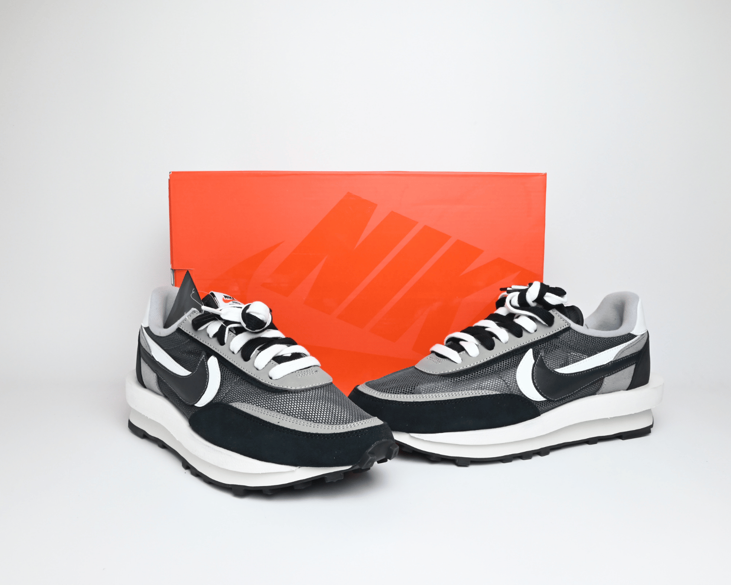 Vaporwaffle, Sacai Black White - Image 6