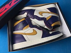 AJ1 Retro High OG Defiant SB LA to Chicago - Image 3