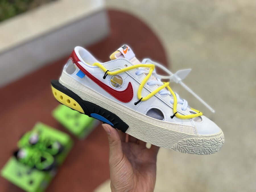 Off-White x Blazer Low White - Image 3