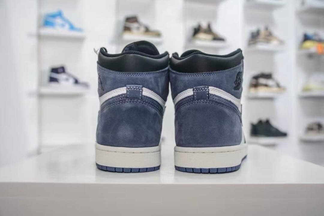 AJ1 Retro High Blue Moon - Image 9