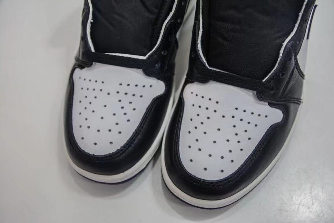AJ1 Retro High Blue Moon - Image 3