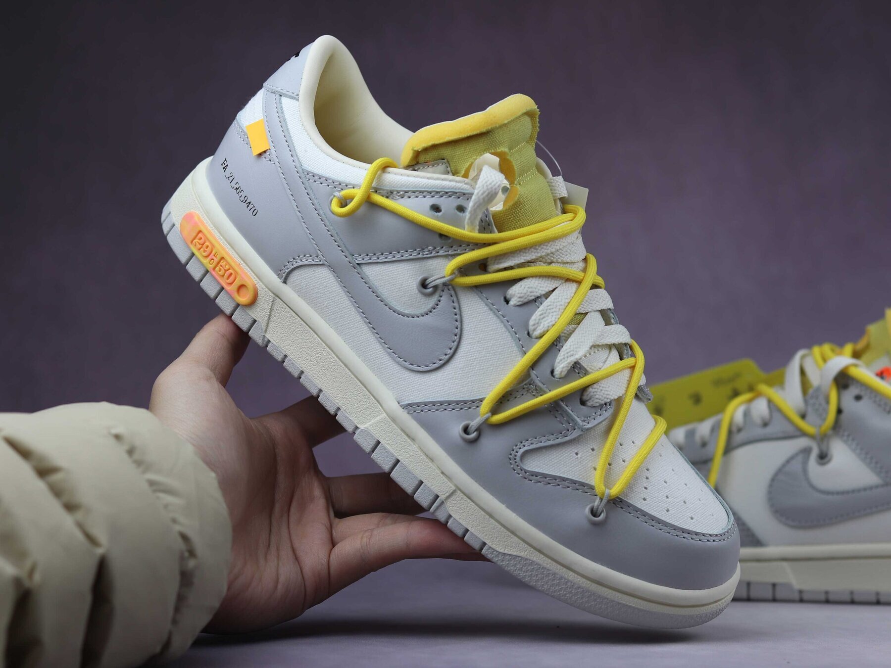 Off White Dunk Low Lot 29 - Image 3