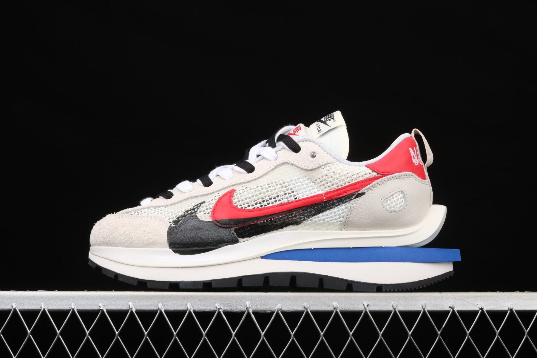 Sacai x LVD Waffle Daybreak Wine Red - Image 7