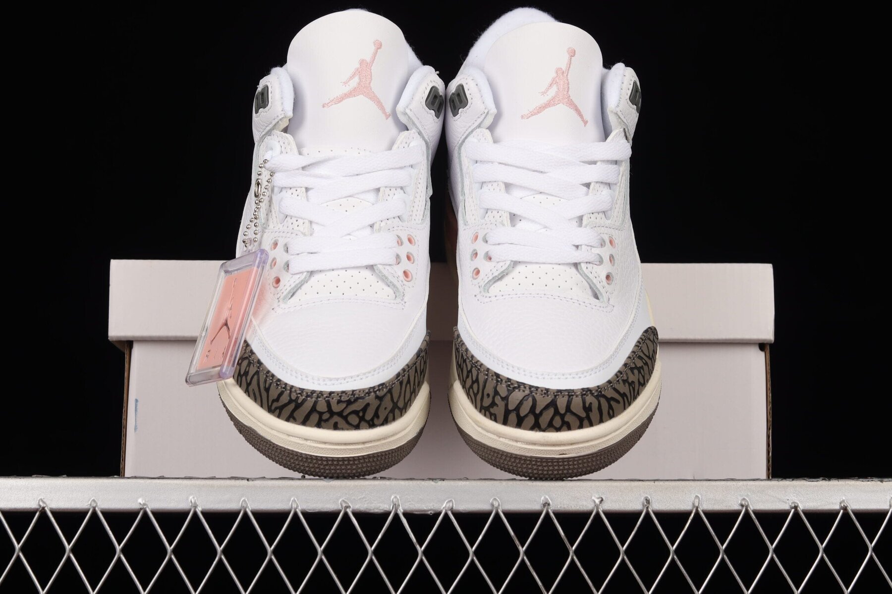 AJ3 Retro Atmosphere Neapolitan Dark Mocha - Image 5
