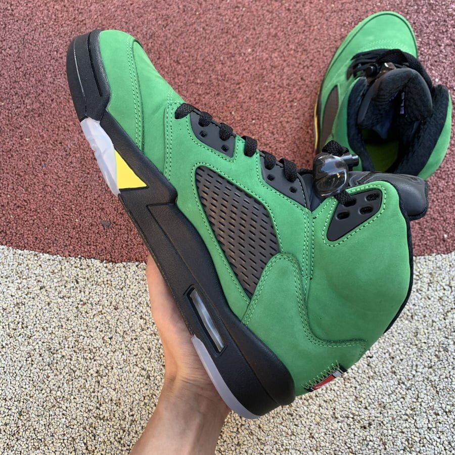 AJ5 Retro SE Oregon - Image 4