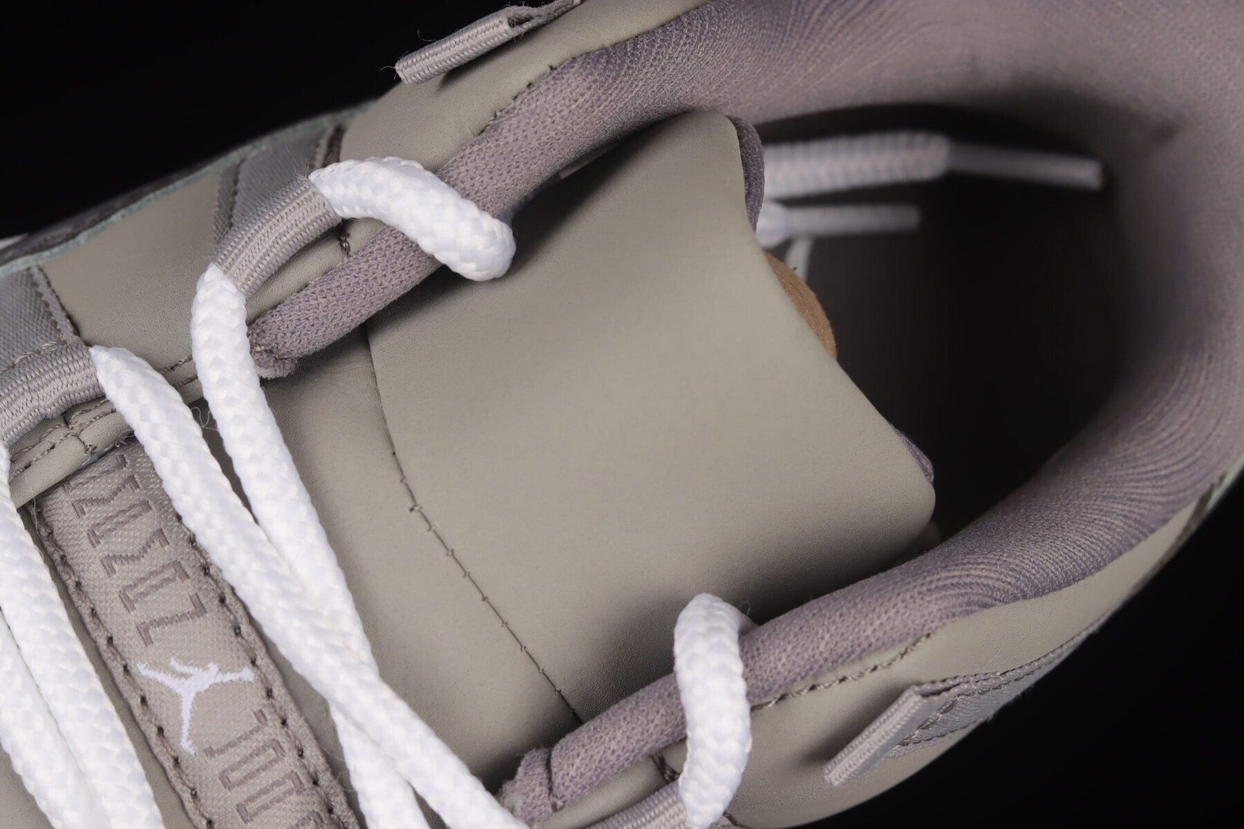 AJ11 Retro Low, Cool Grey - Image 7