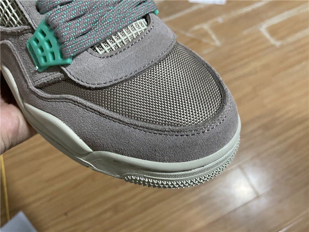 AJ4 Retro SP 30th Anniversary Union Taupe Haze - Image 19