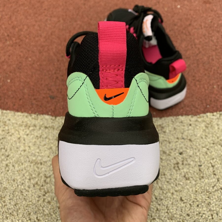 Air Max Verona Black Cosmic Fuchsia - Image 7