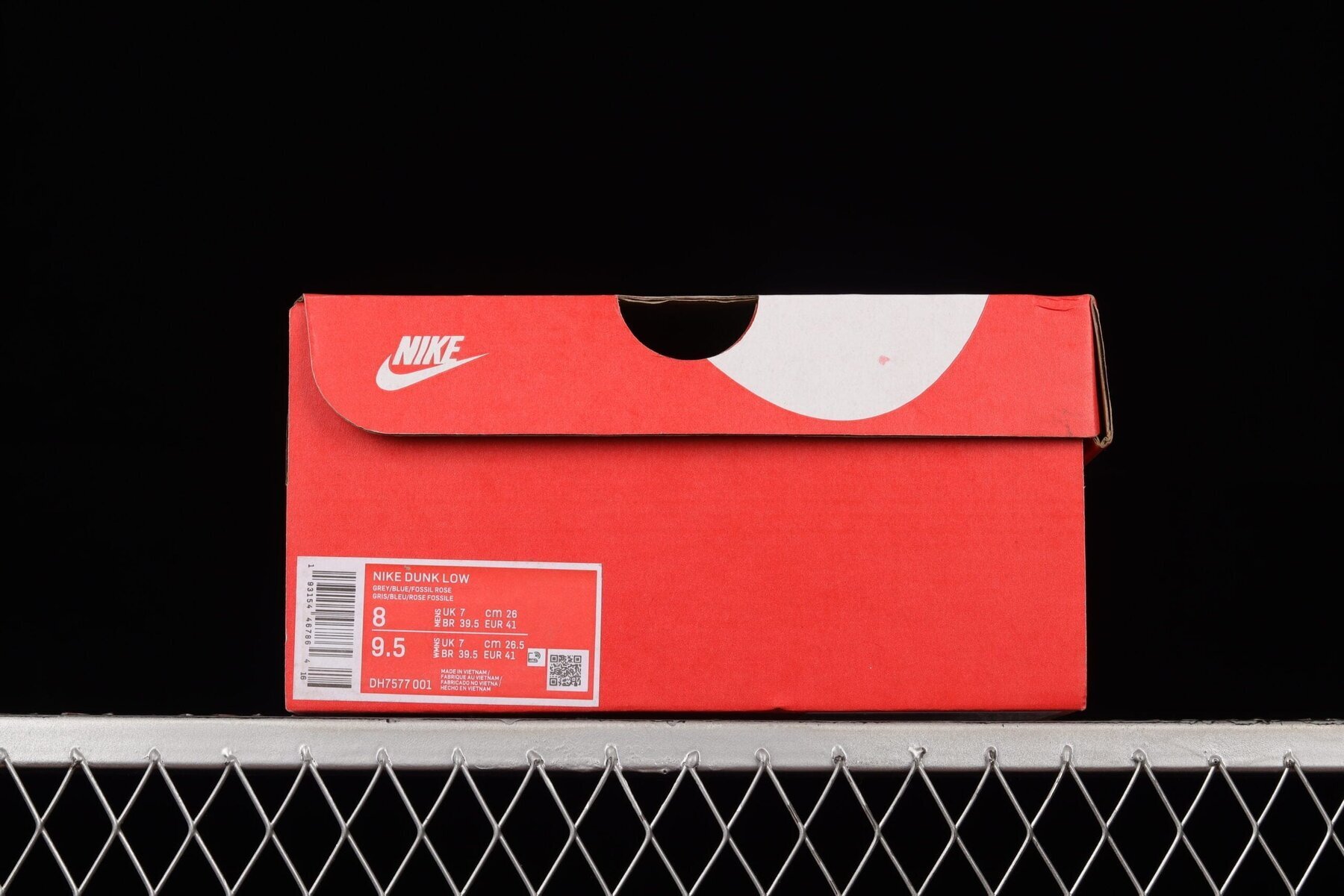 Dunk Low Fossil Rose - Image 9