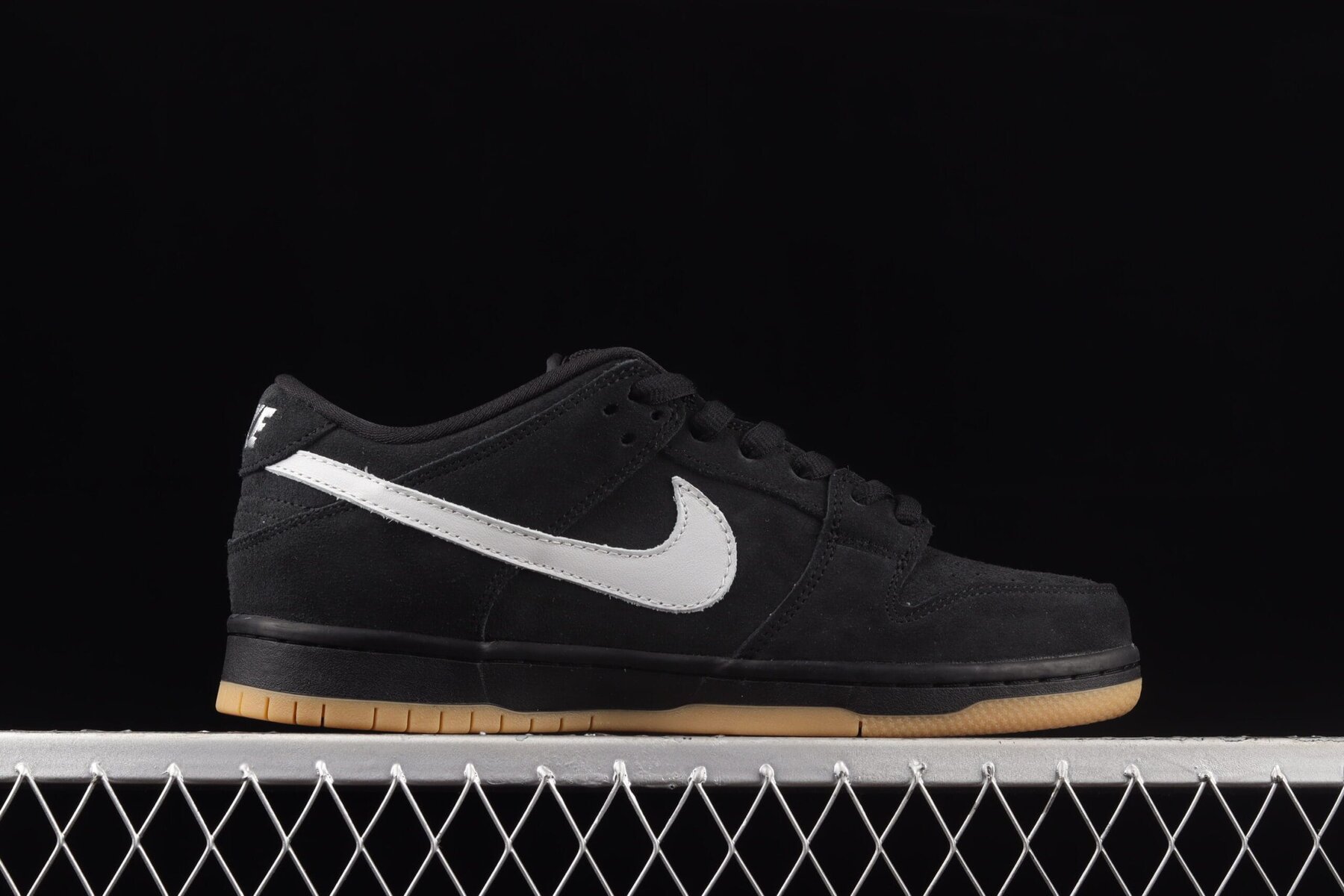 SB Dunk Low Fog - Image 12