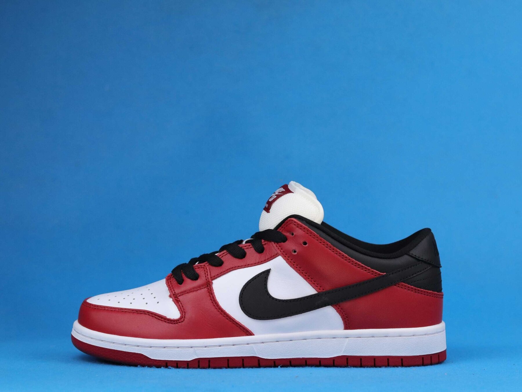 SB Dunk Low J-Pack Chicago - Image 10