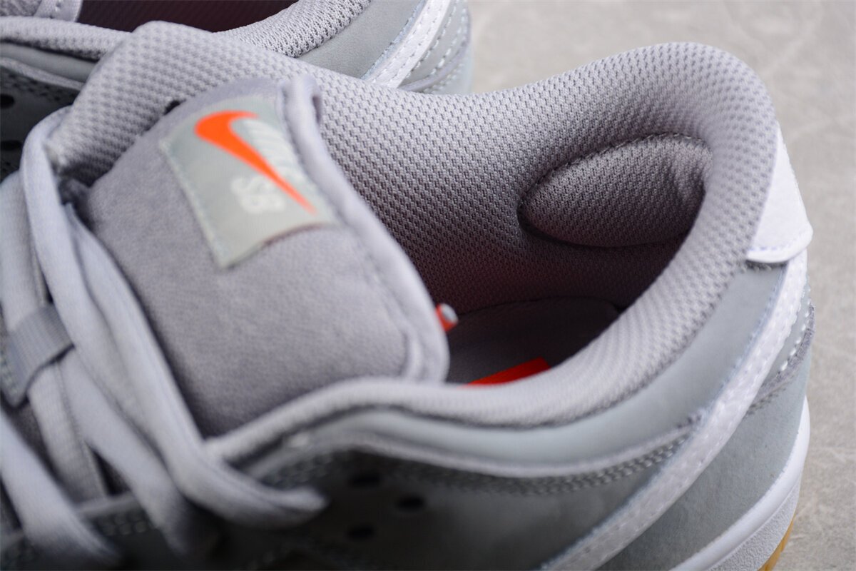 SB Dunk Low Pro ISO Orange Label Wolf Grey Gum - Image 8
