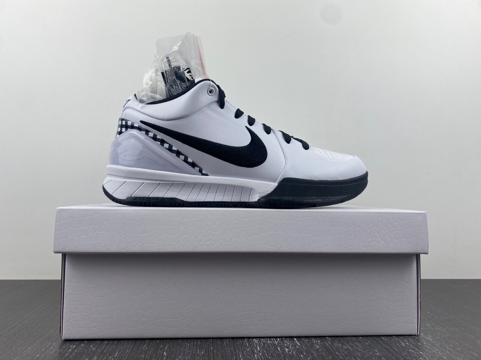 Zoom Kobe 4 Protro Mambacita "GIGI" - Image 15