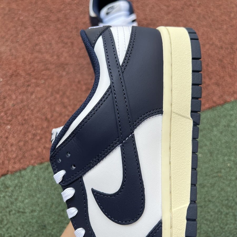 Dunk Low Vintage Navy - Image 14