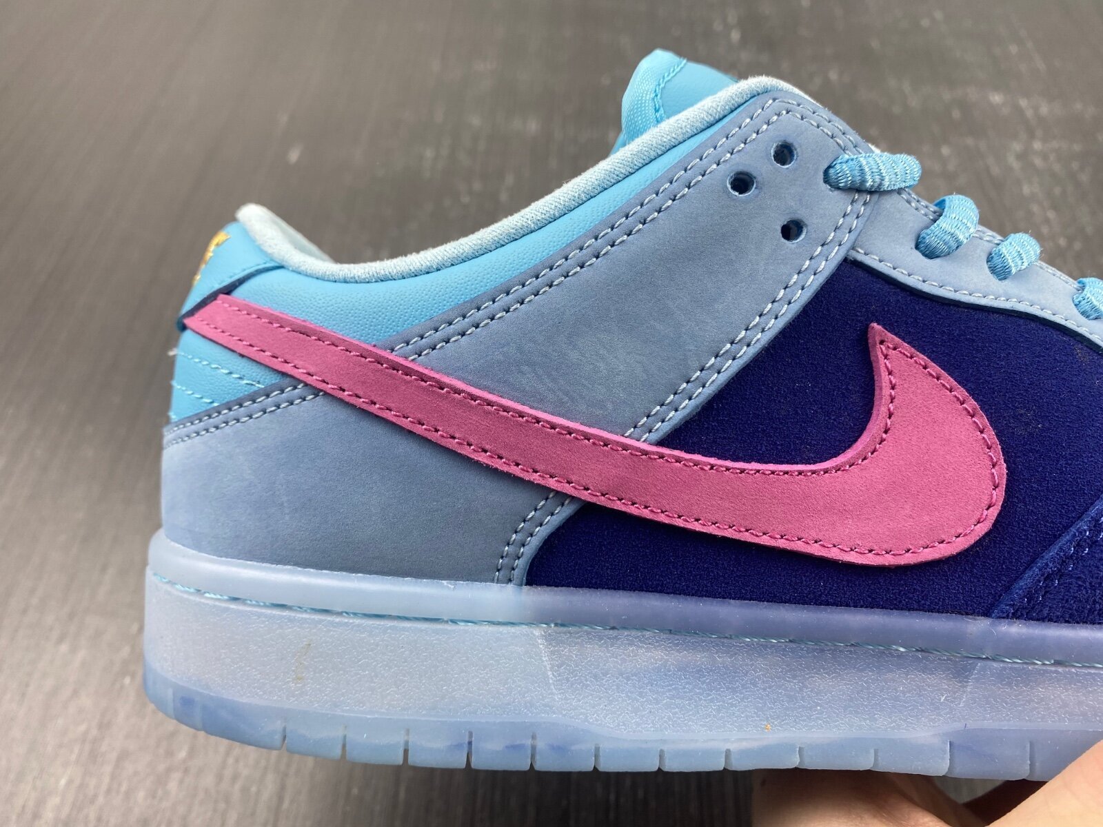 Run The Jewels x SB Dunk Low - Image 10