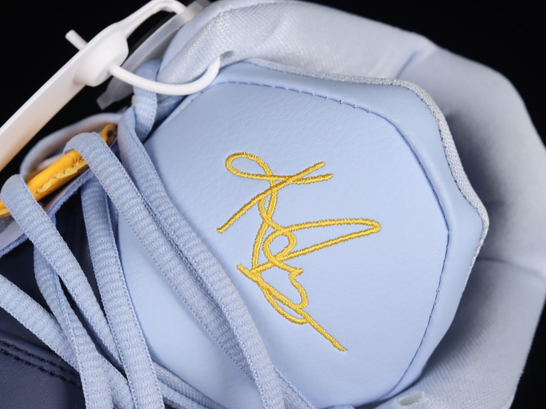 Kyrie Infinity Future Past - Image 13