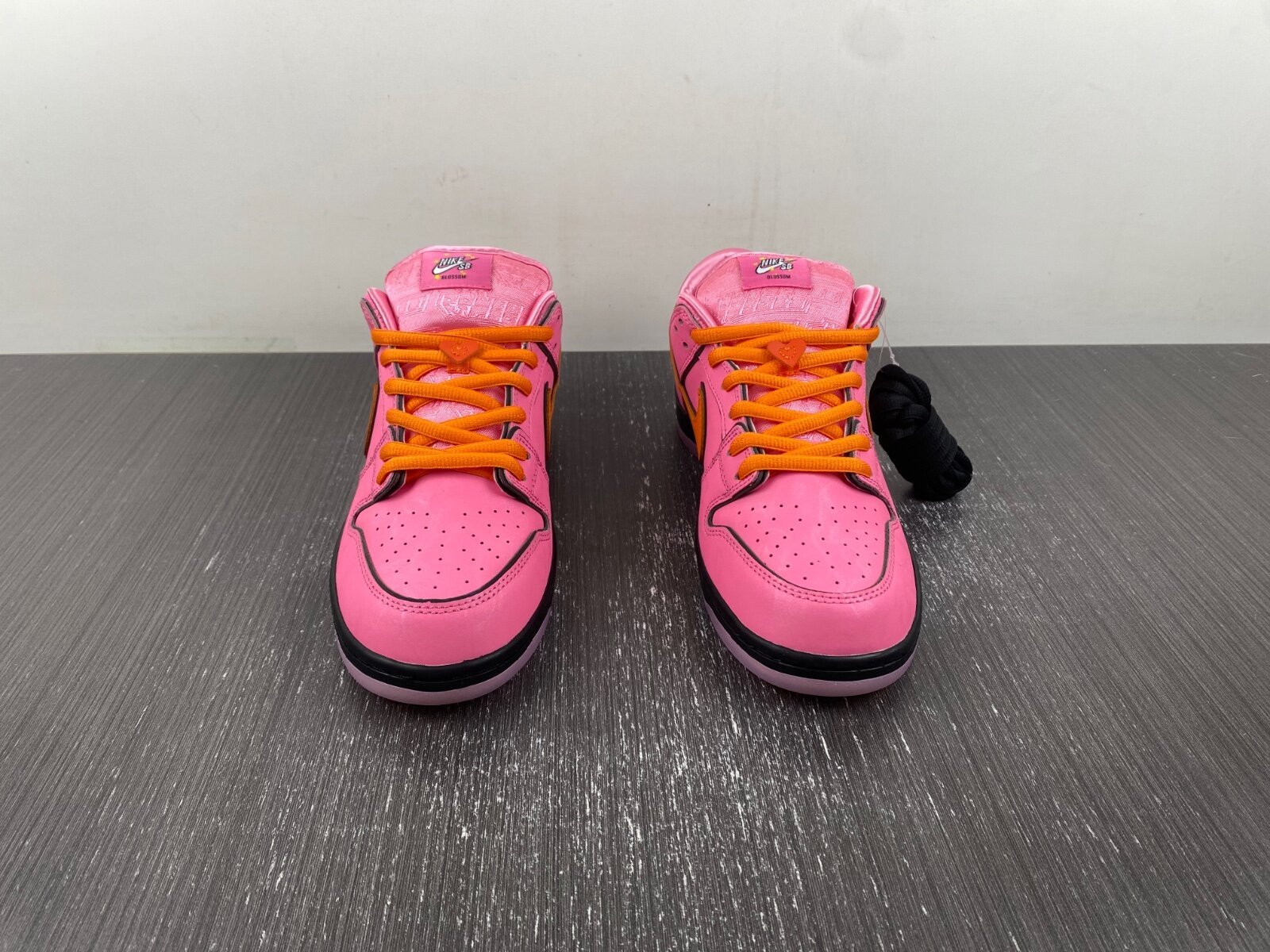 The Powerpuff Girls x SB Dunk Low “Blossom” - Image 8