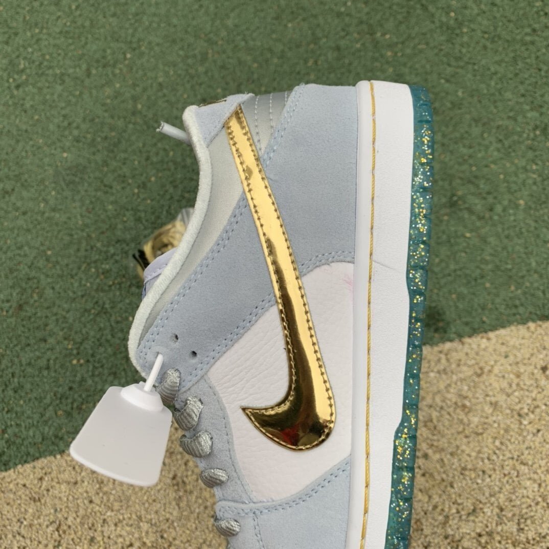 Sean Cliver x SB Dunk Low - Image 3