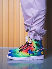 AJ1 Retro High J Balvin - Image 9