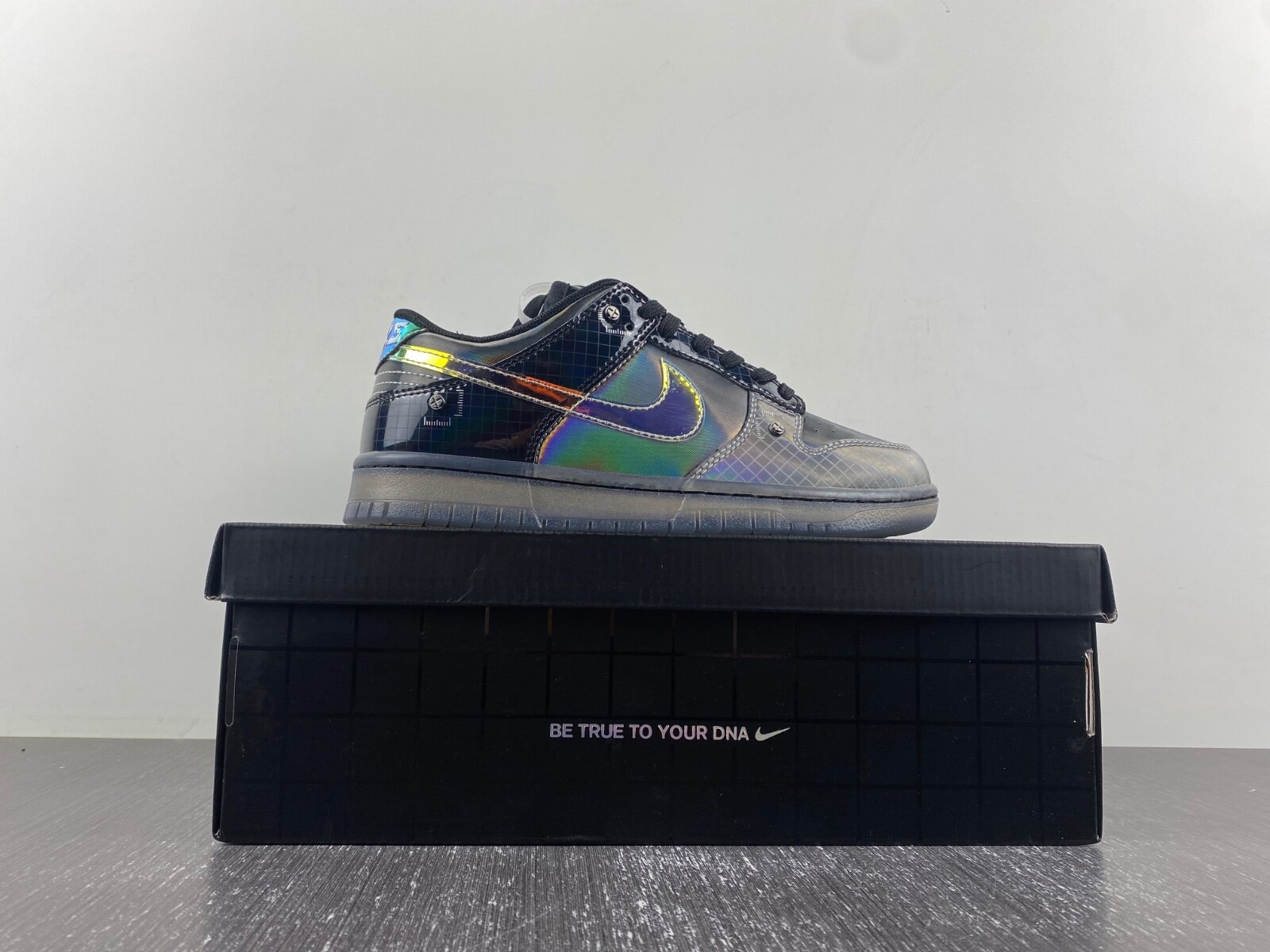 Dunk Low “Hyperflat!" - Image 12