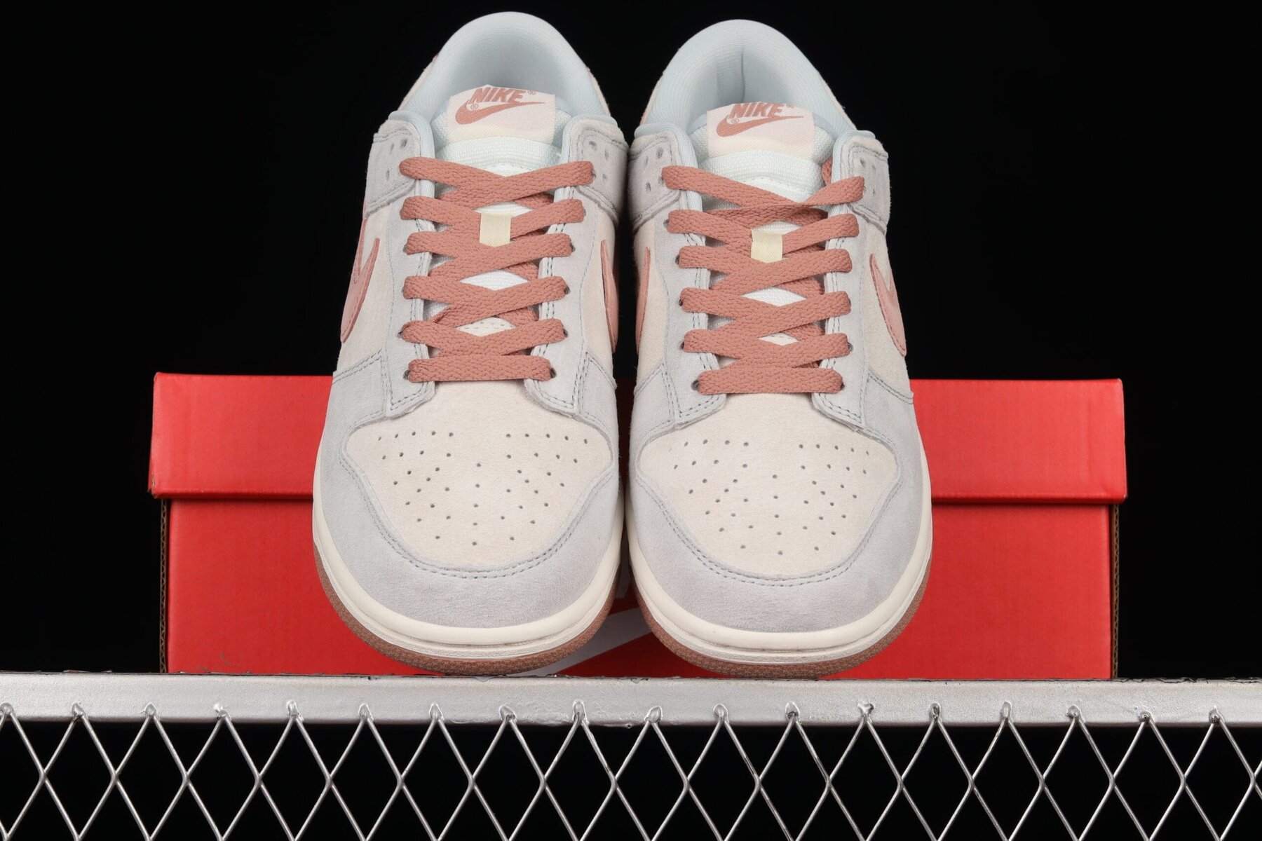 Dunk Low Fossil Rose - Image 5