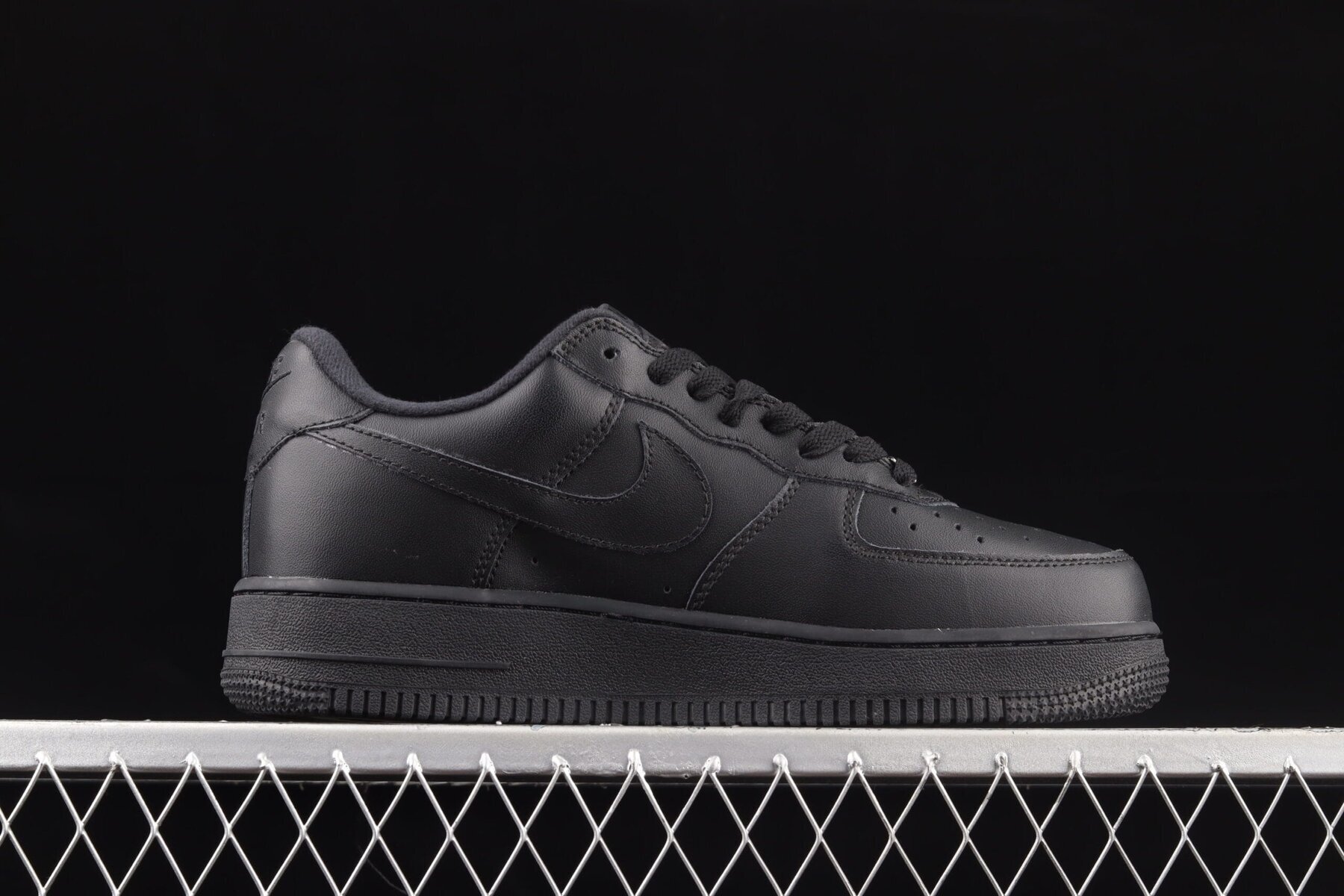 Air Force 1 Low Supreme Black - Image 8