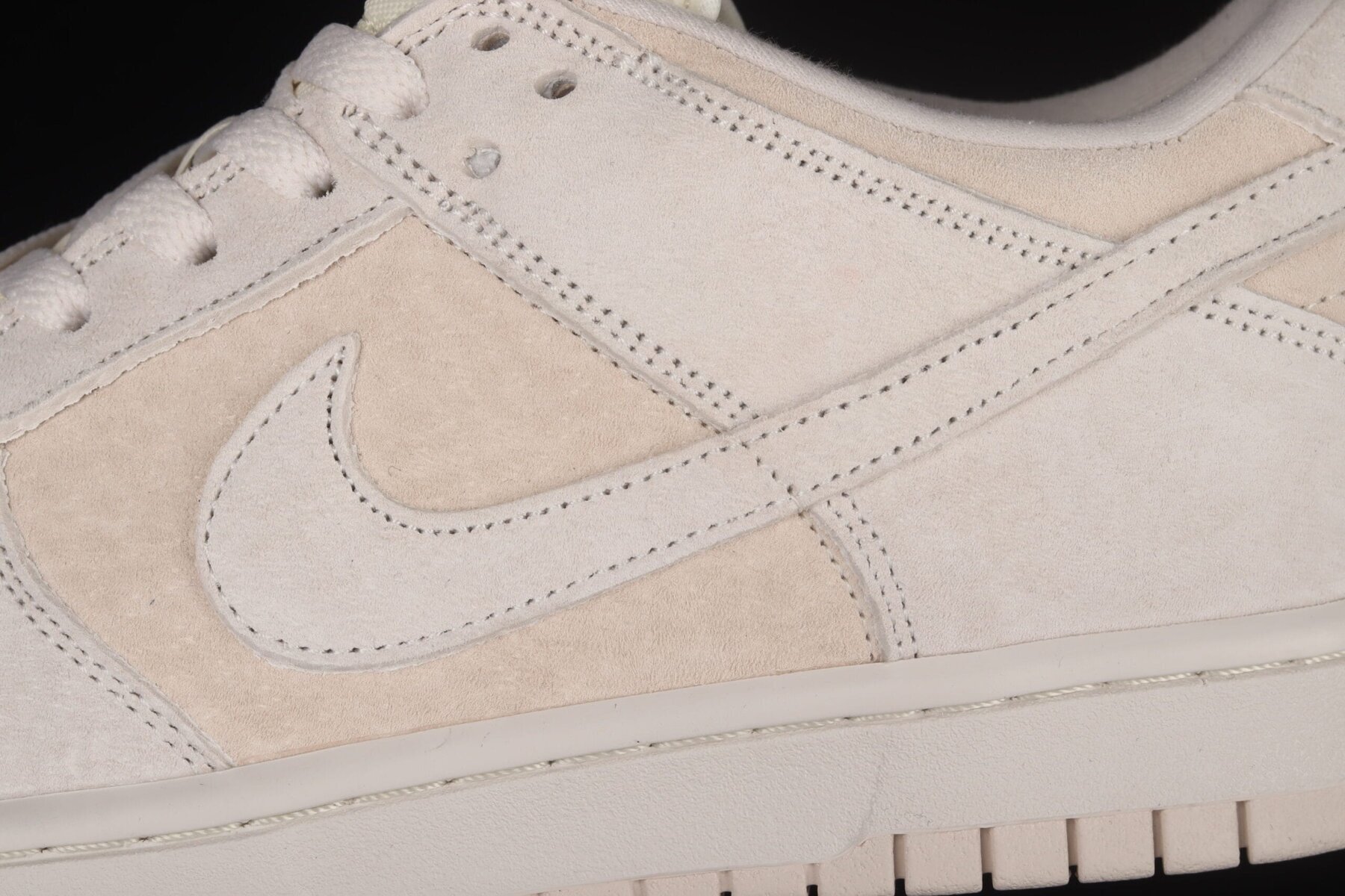 Dunk Low Premium Vast Grey - Image 14