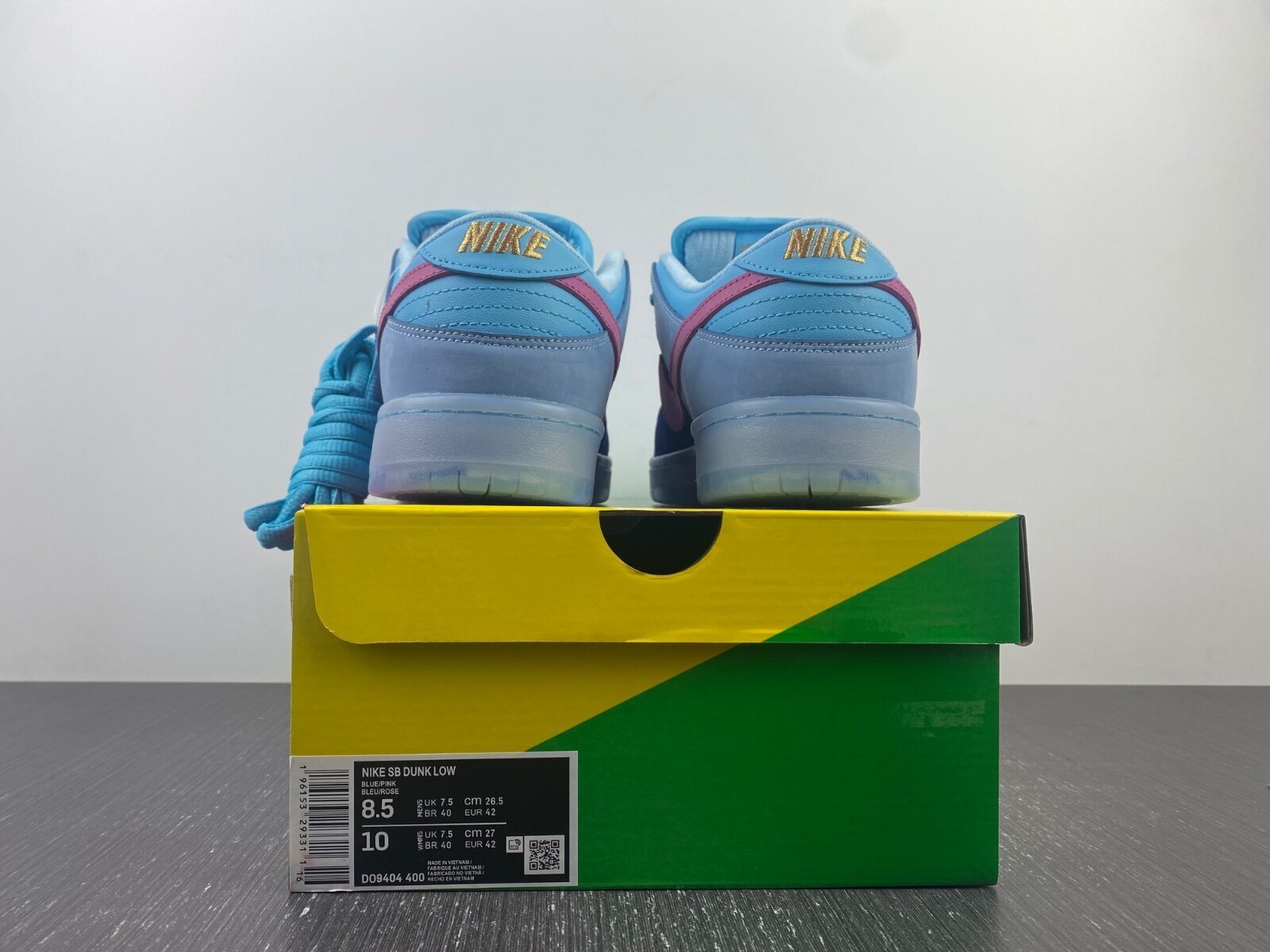 Run The Jewels x SB Dunk Low - Image 12