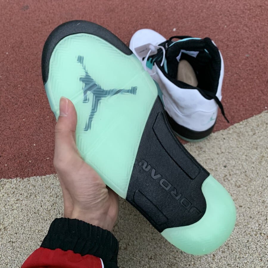 AJ5 Island Green - Image 6