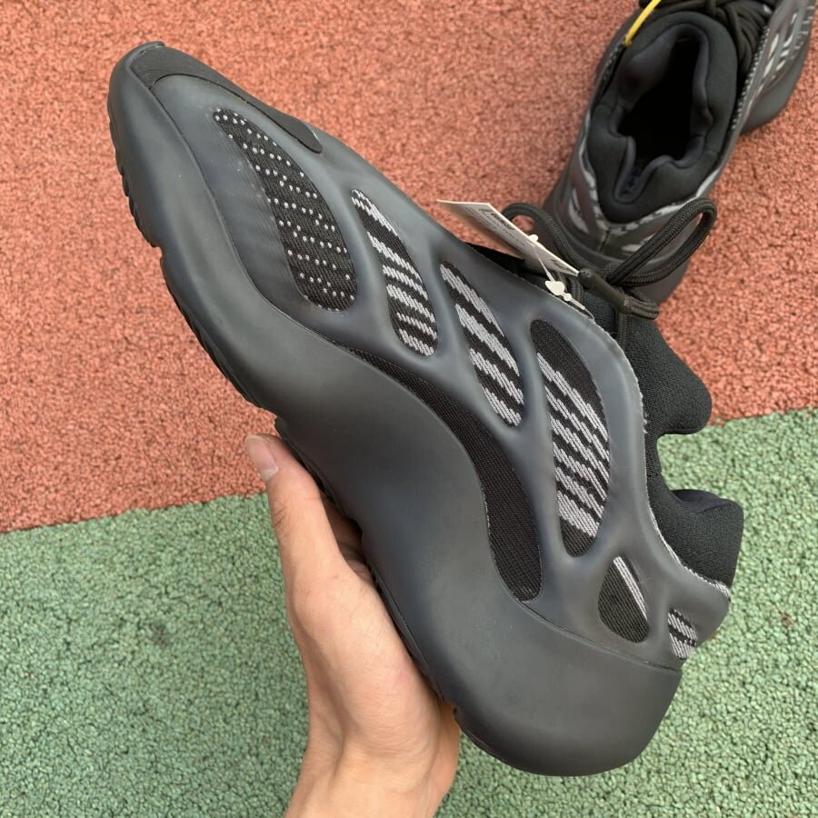 adidas Yeezy 700 V3 Alvah - Image 5