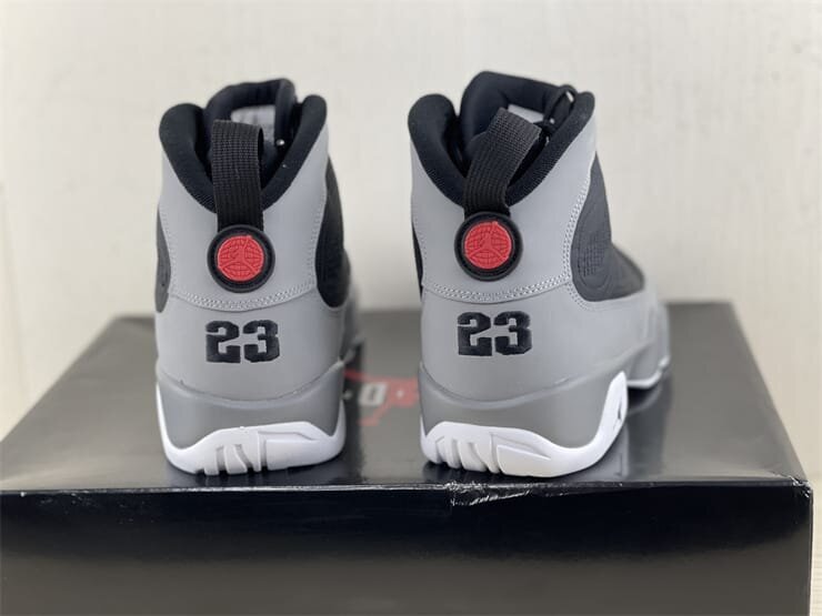 AJ9 Retro Particle Grey - Image 7