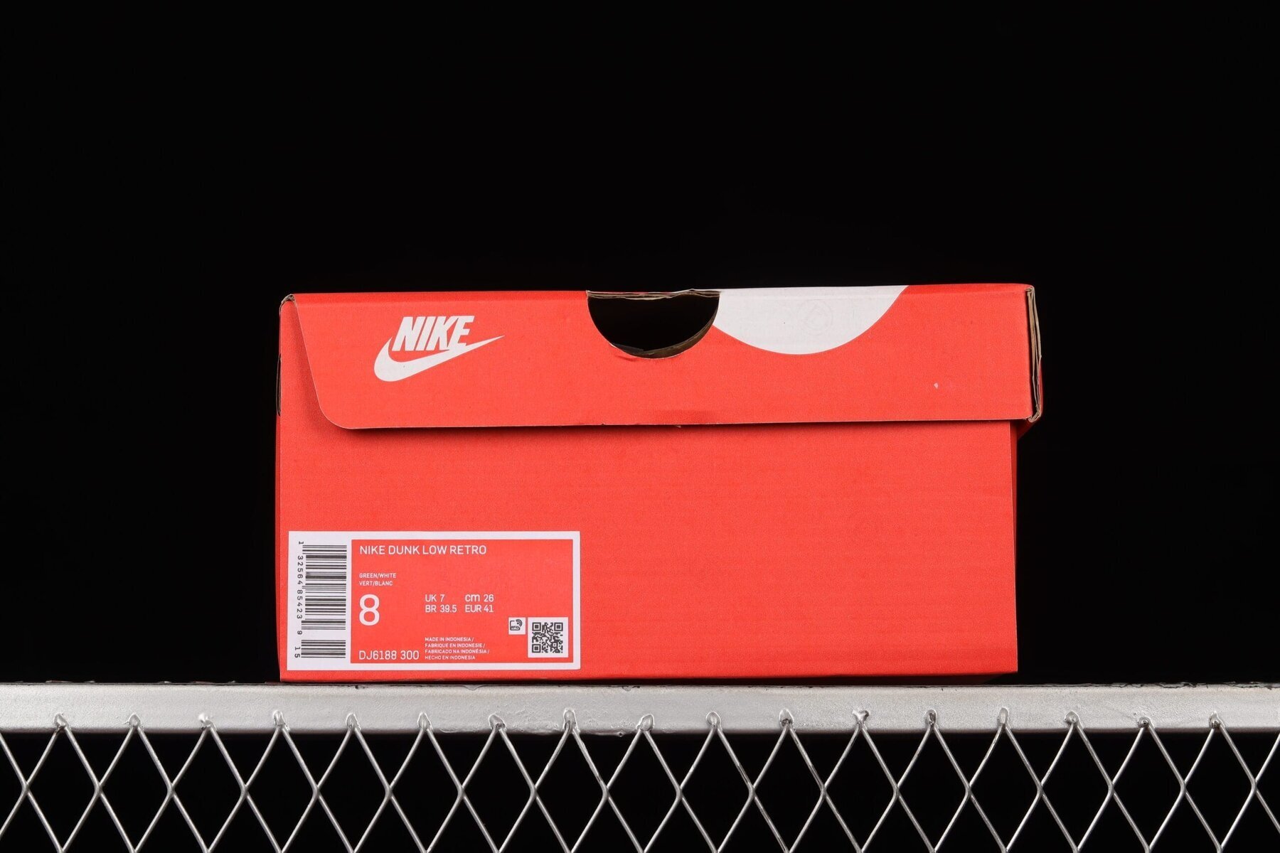 Dunk Low Chlorophyll - Image 9
